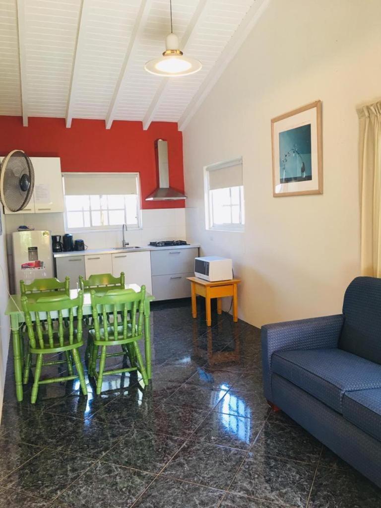 La Felicidad Aruba Aparthotel Oranjestad Exterior foto